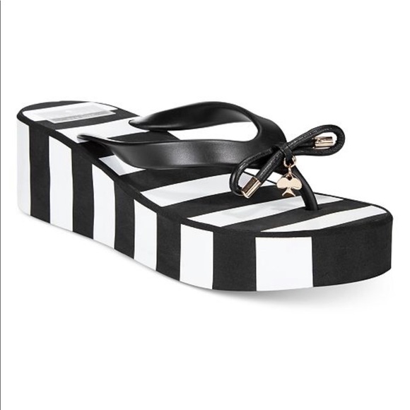 nike white thong flip flops